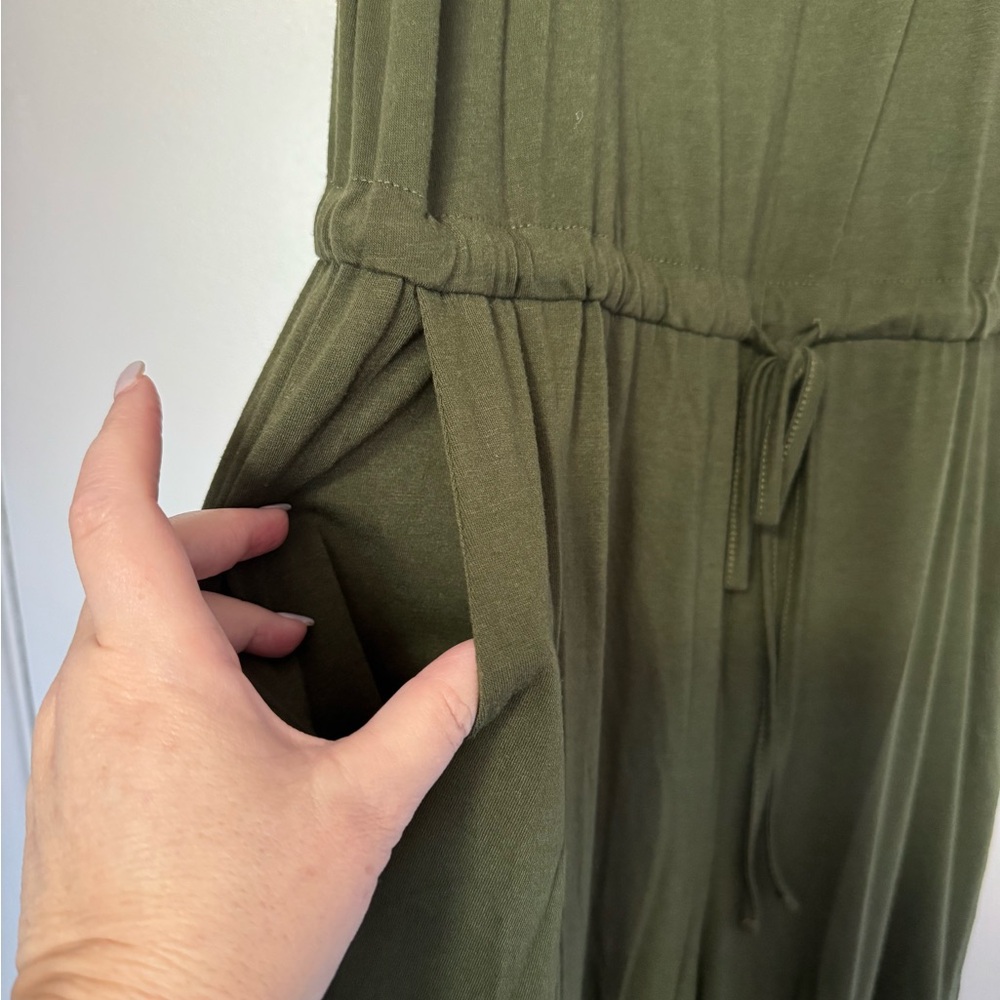 Pretty Garden Dark Green Sleeveless Jumpsuit - Picture 4 of 6